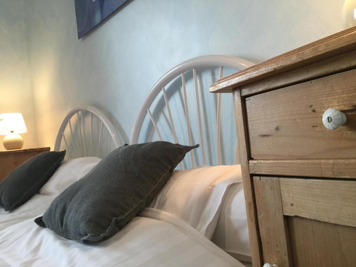 Domaine Du Mas Naut Bed & Breakfast *